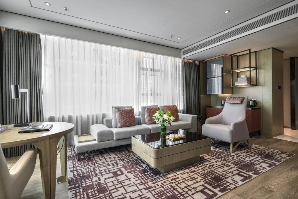 Executive Suite room - Image 2