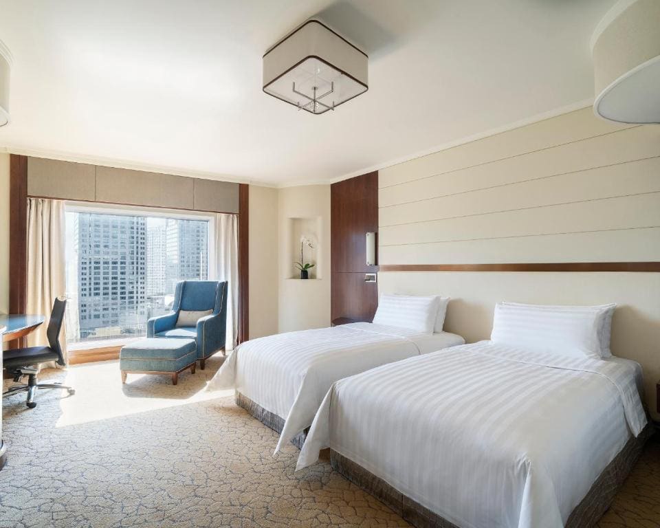 Deluxe Twin Room room - Image 1