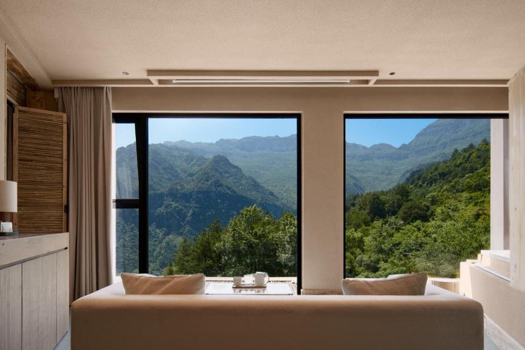 Deluxe Suite room - Image 1