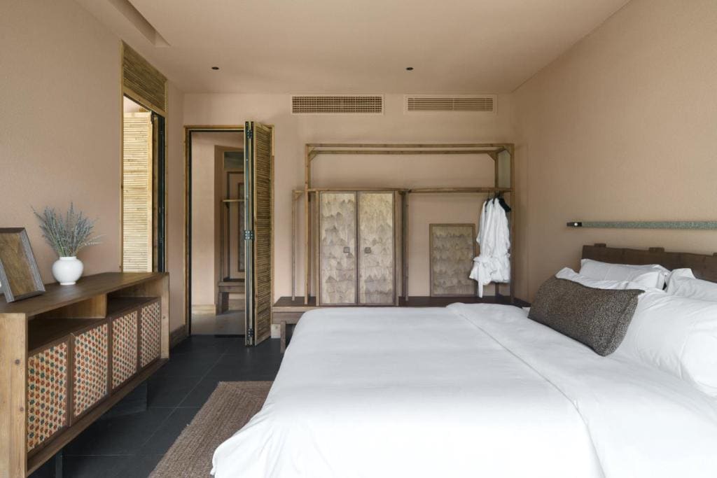 Deluxe Suite room - Image 3