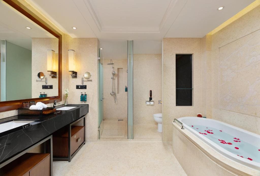 One-Bedroom Suite room - Image 1