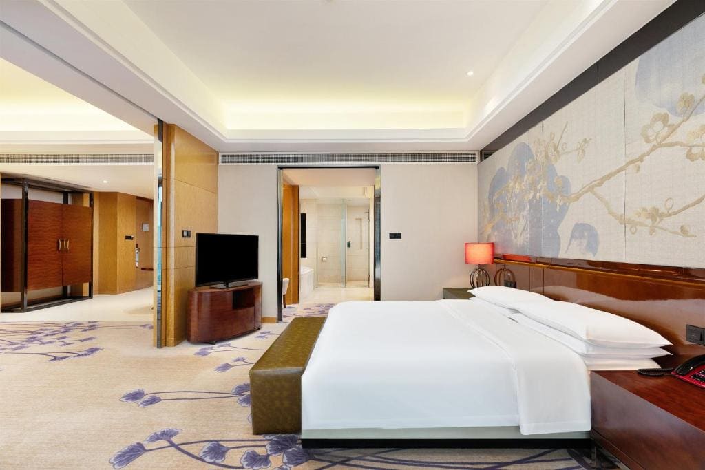 One-Bedroom Suite room - Image 3
