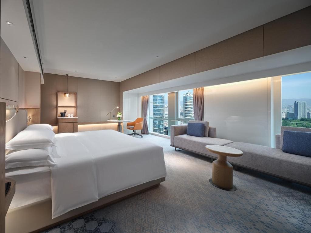 Premium King Room room - Image 1
