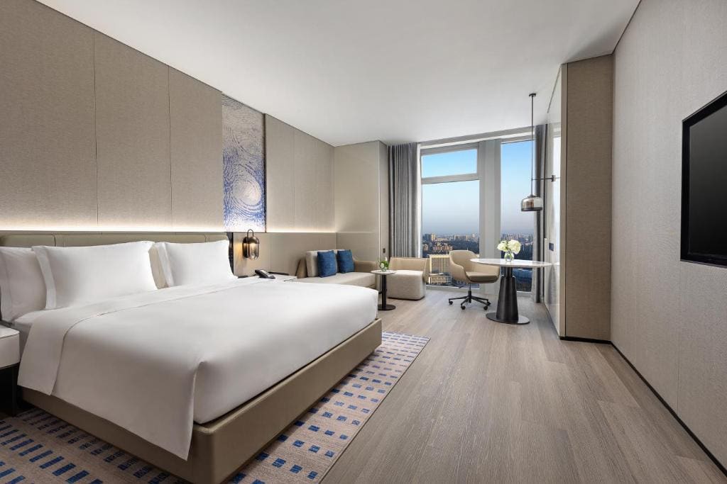 Standard King Room - High Floor room - Image 1