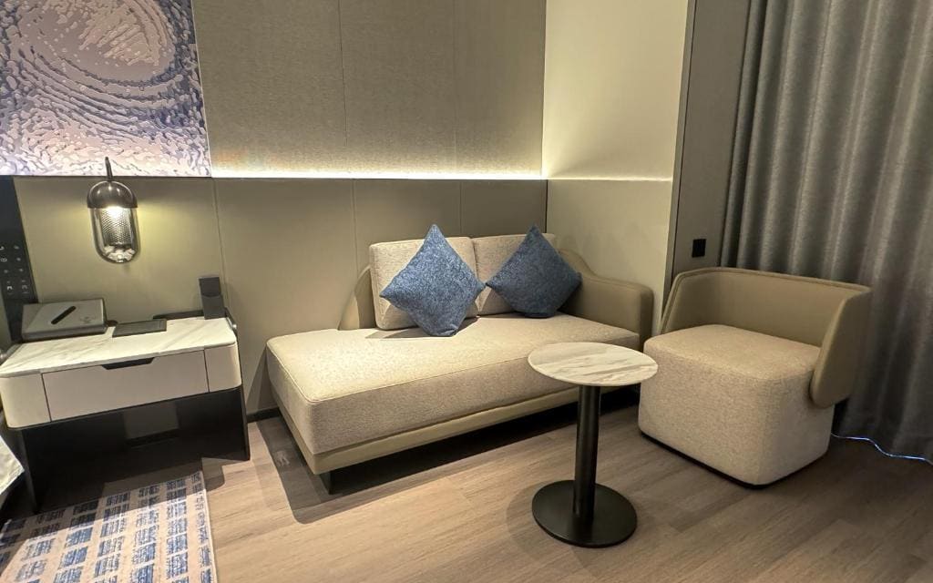 Standard King Room with City View room - Image 1