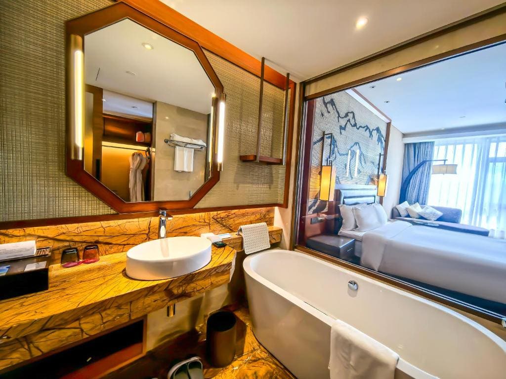 King Room with Mountain View room - Image 3
