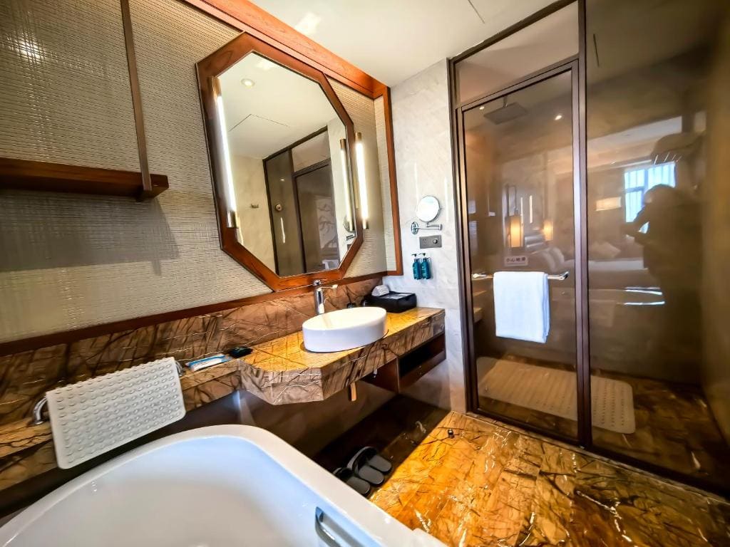 Standard King Room with Garden View room - Image 3