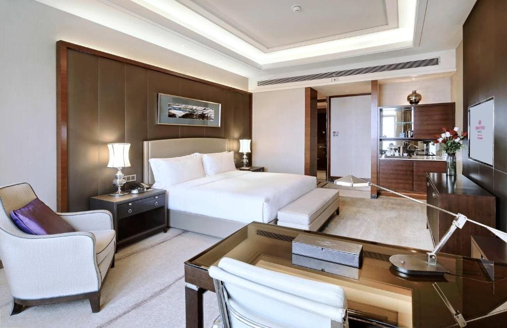 Premium King Room room - Image 1