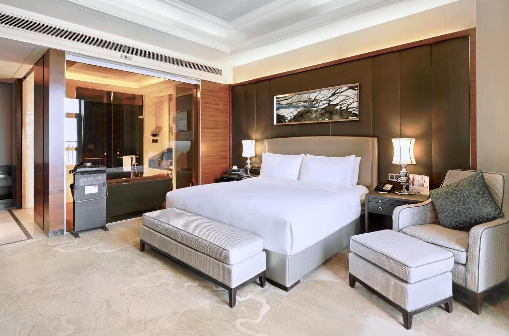 Standard King Room room - Image 1
