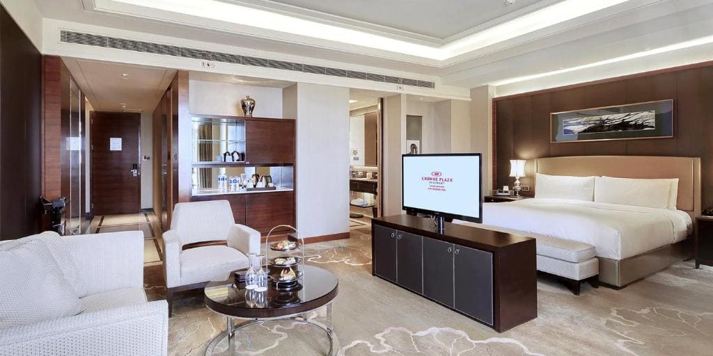 Junior King Suite room - Image 3