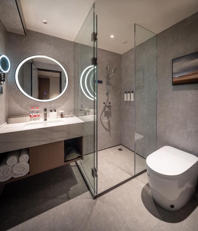 Selected Twin Room with Two Single Beds - Non-Smoking room - Image 2