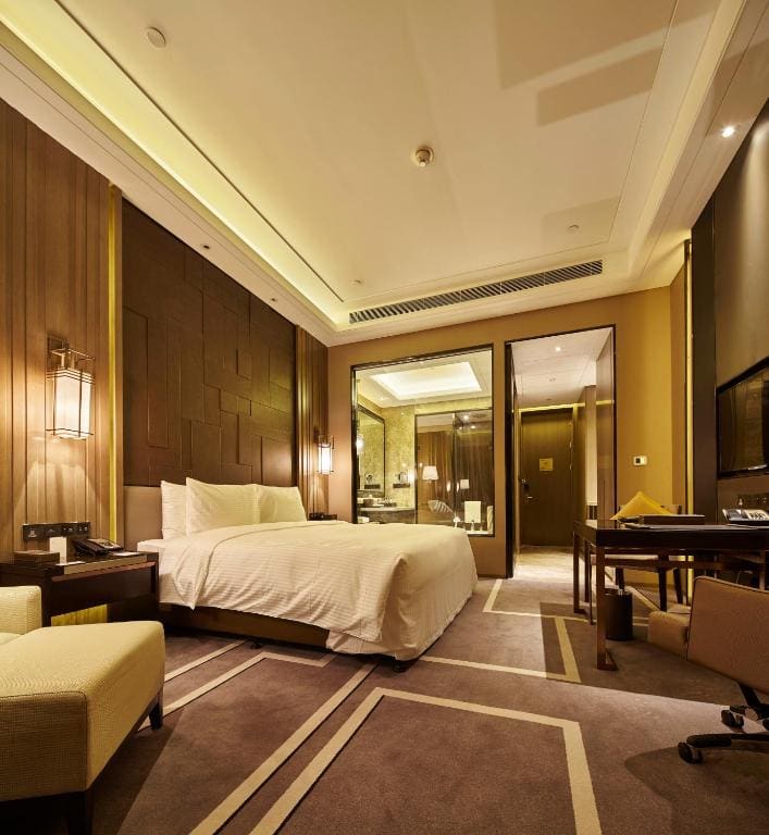 Superior King Room room - Image 2