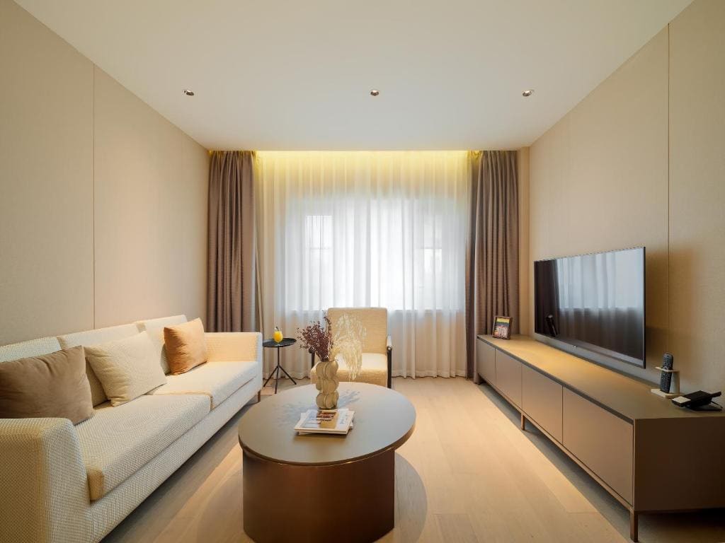 Deluxe Suite room - Image 1