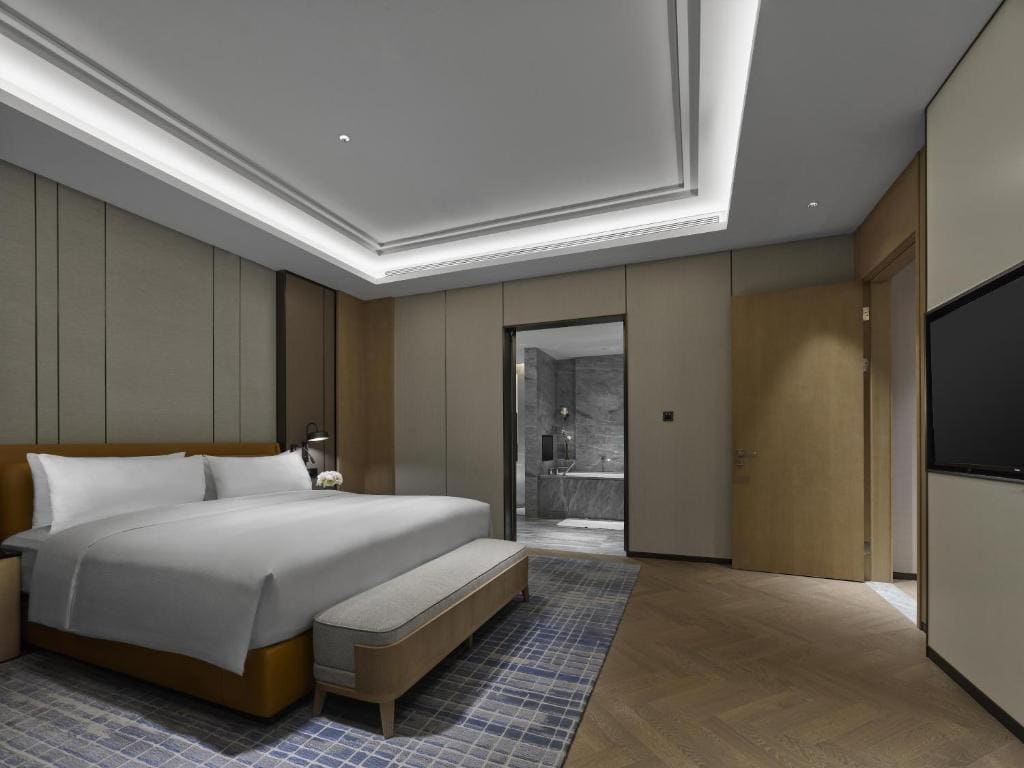 Family Connecting King Suite room - Image 1