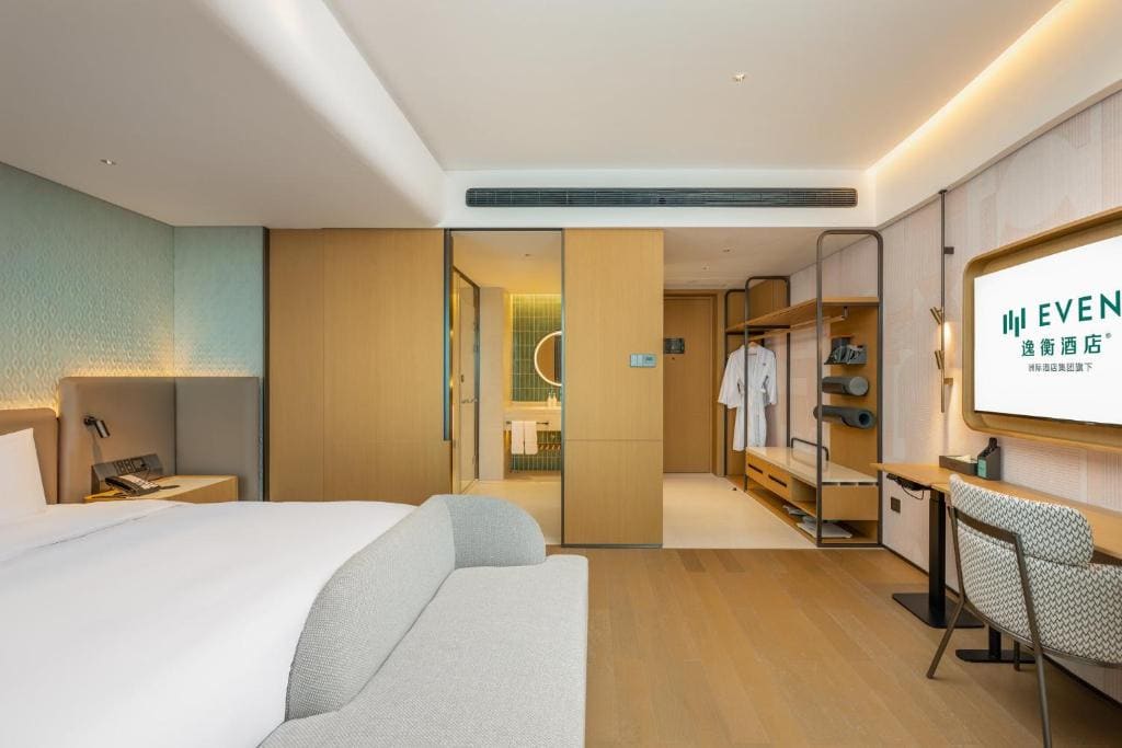 Premium King Room room - Image 1