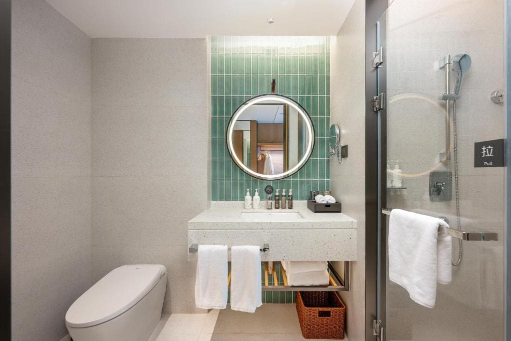 Standard Double Room with Two Double Beds room - Image 3