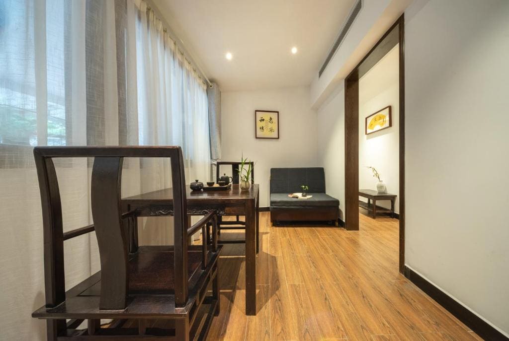 Family Suite with Balcony room - Image 3
