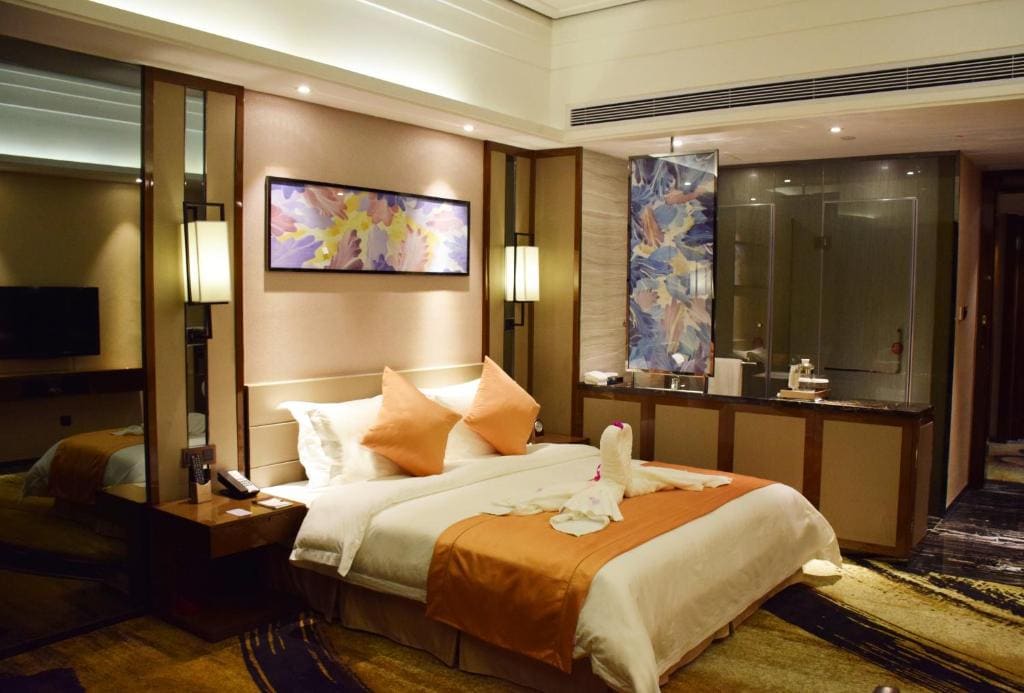 Deluxe King Room - Non-Smoking room - Image 1
