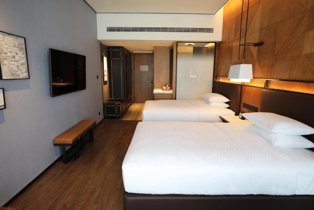 Superior Twin Room - High Floor room - Image 1