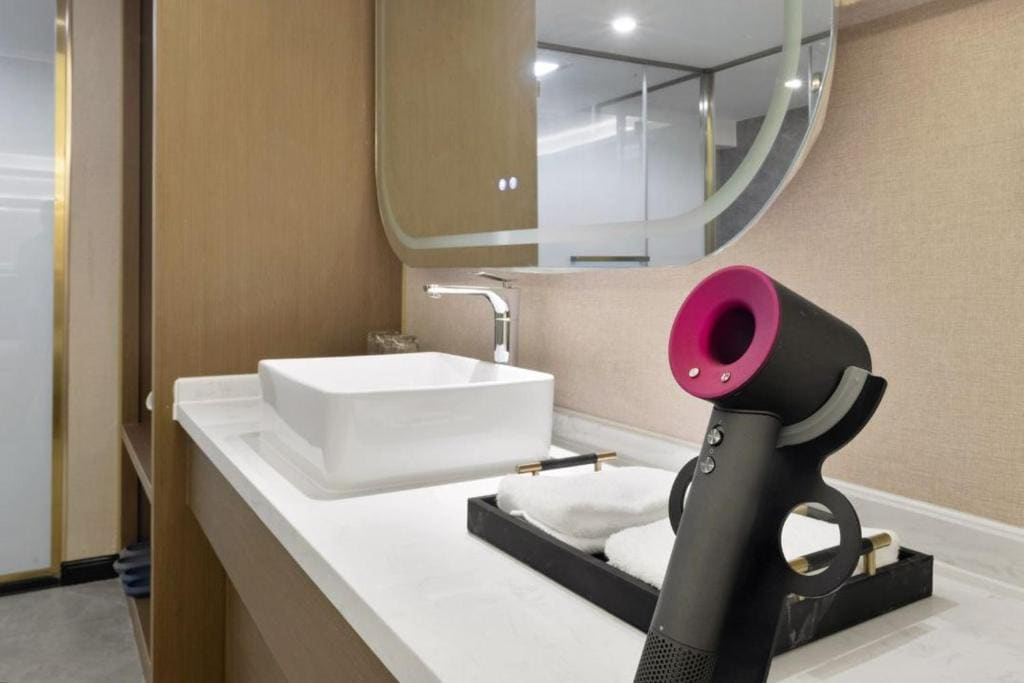 Suite with City View room - Image 1