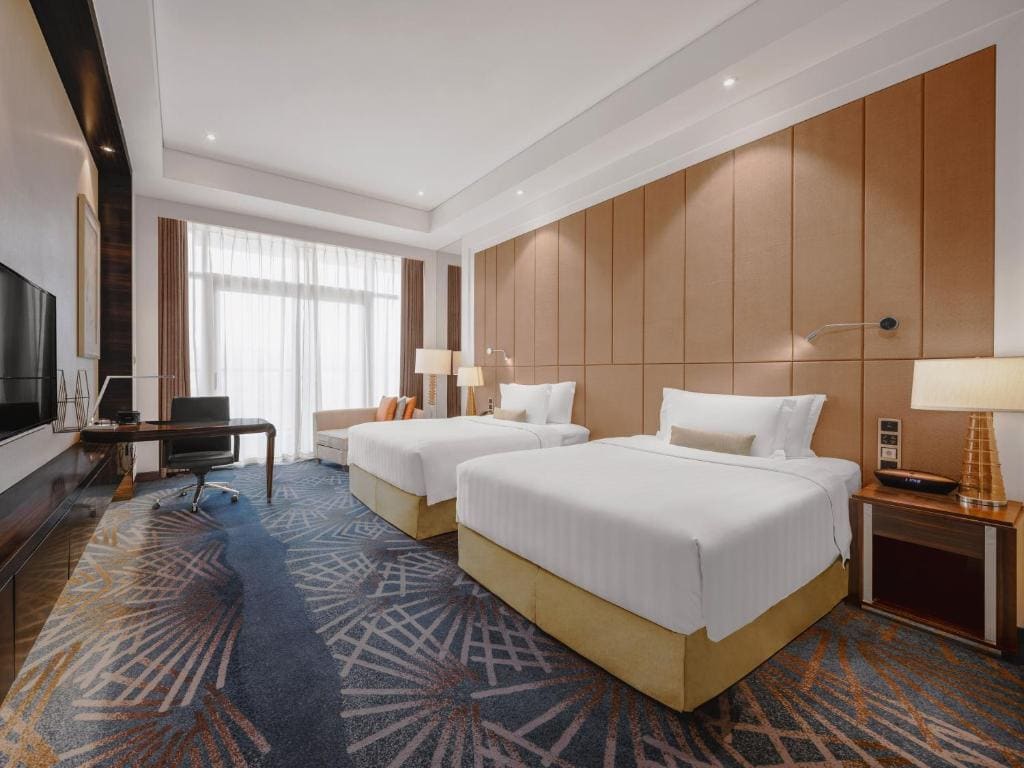 RedLevel Two Bedrooms Connected Gran Suite room - Image 2