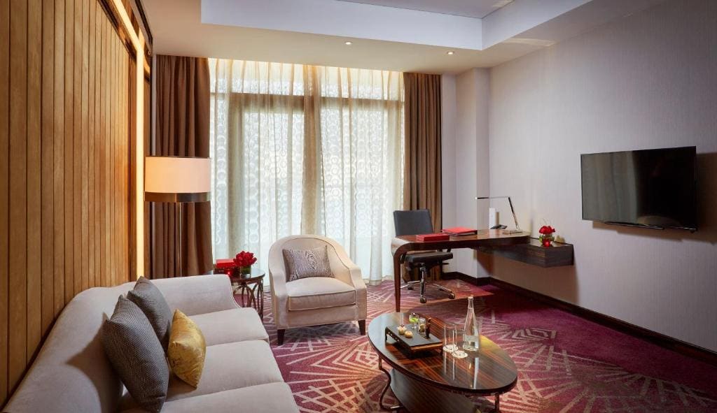 Junior Suite Red Level room - Image 3