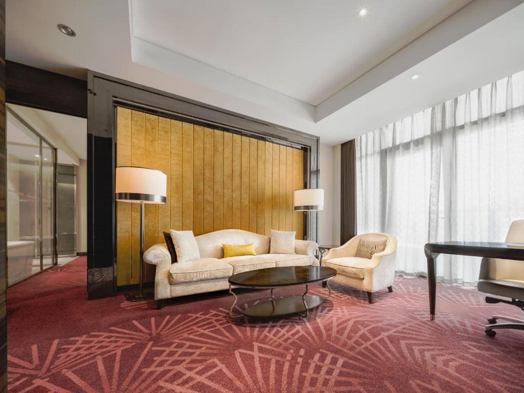 Junior Suite Red Level room - Image 1