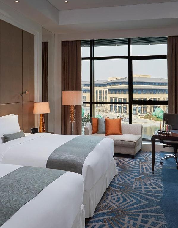 Premium with View room - Image 3