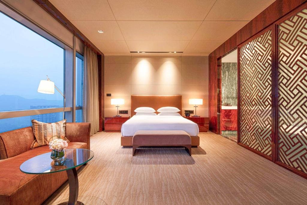 Deluxe King Room room - Image 1