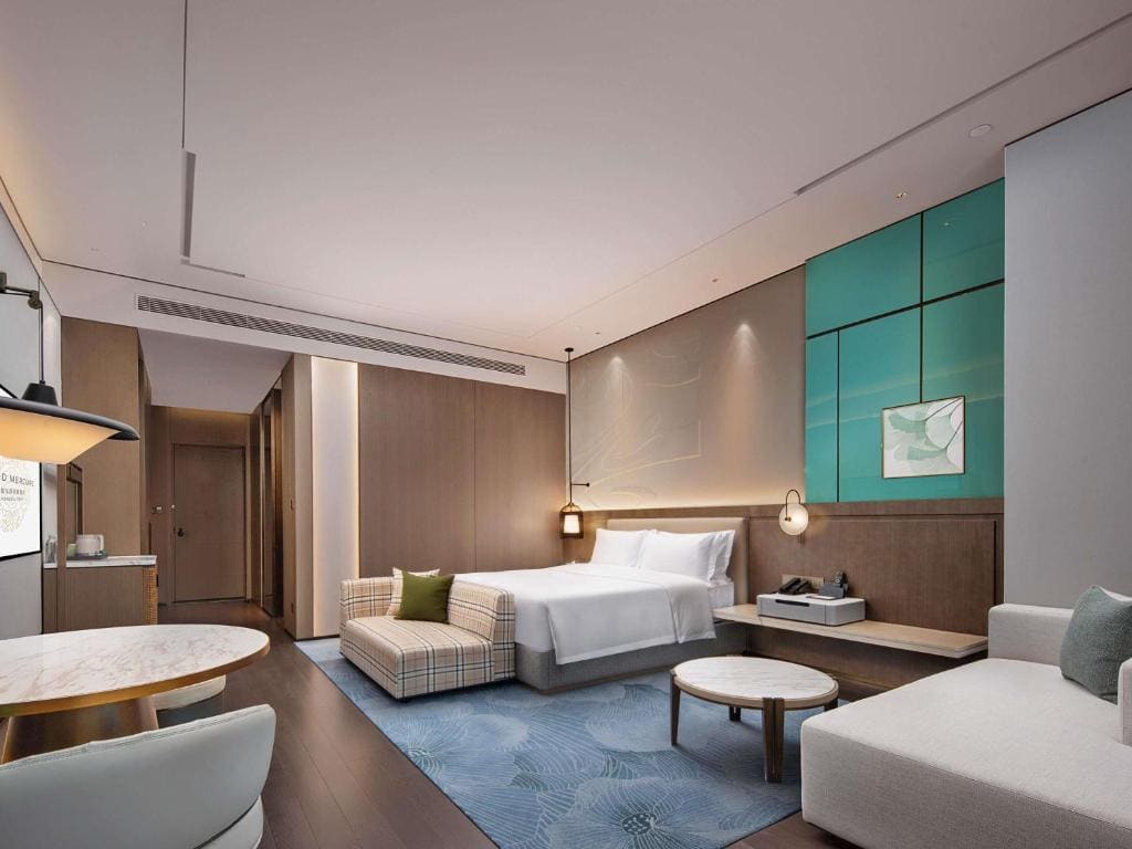 Deluxe King Room room - Image 1