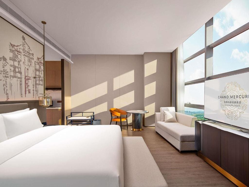 Superior Apartment with One King Bed room - Image 3