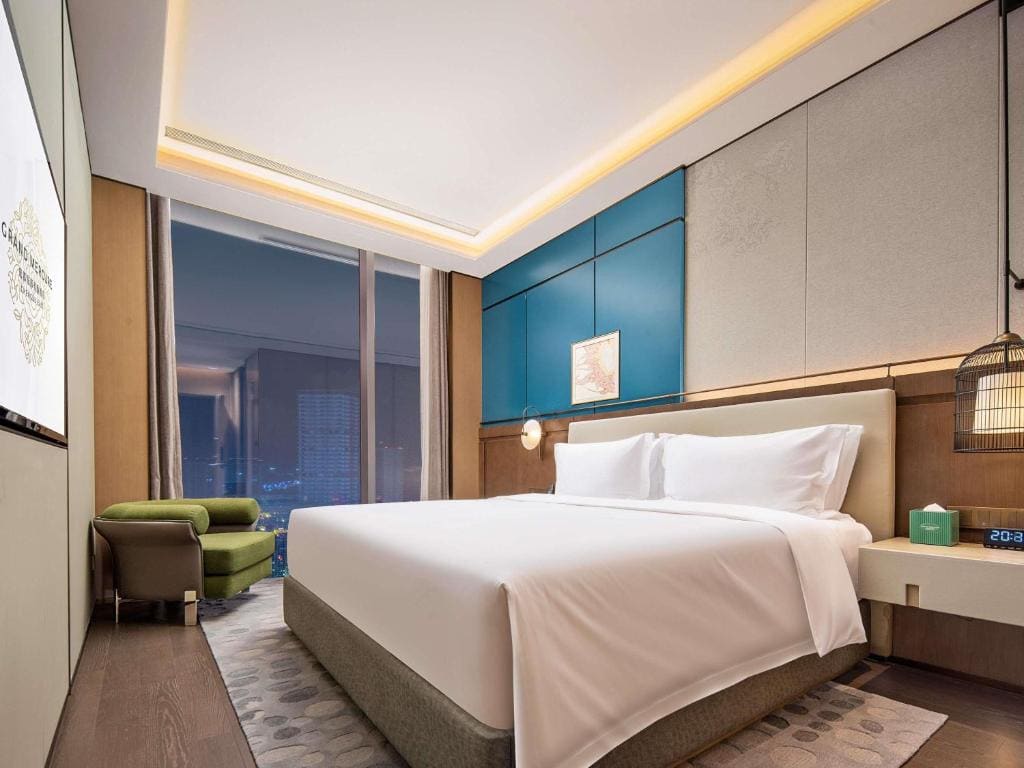 Superior King Room room - Image 3