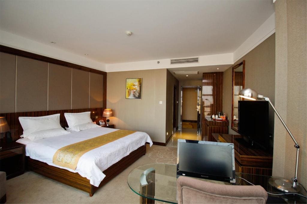 Deluxe Twin Room room - Image 1