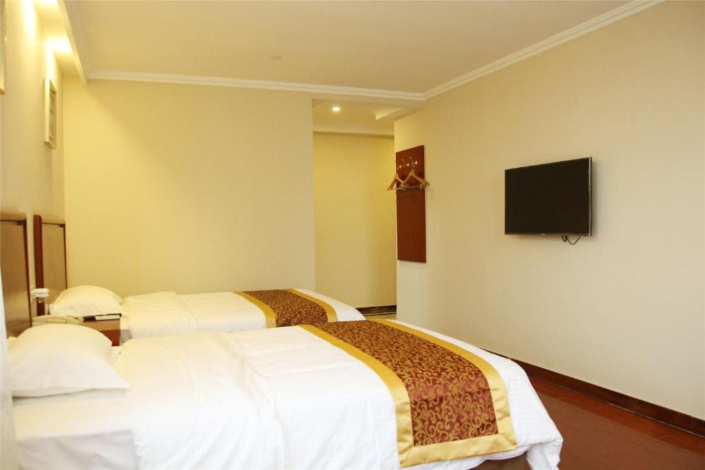 Business Twin Room room - Image 2
