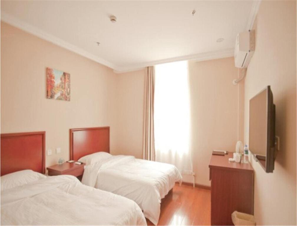 Mainland Chinese Citizens - Standard Twin Room room - Image 1