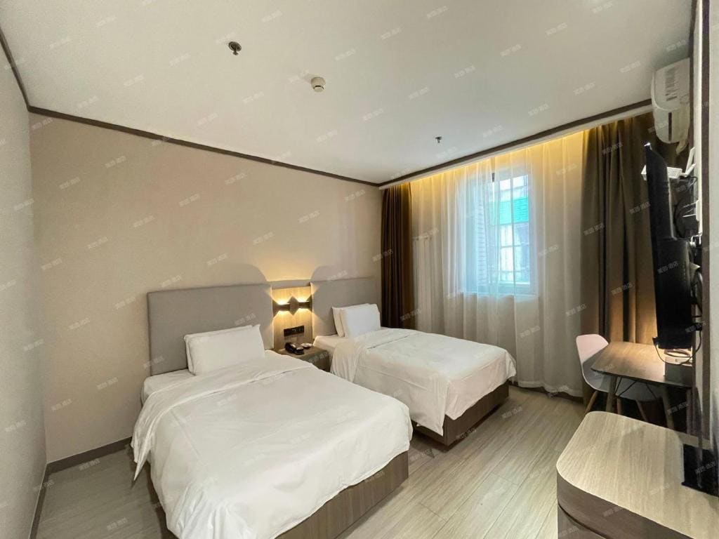 Twin Room room - Image 1
