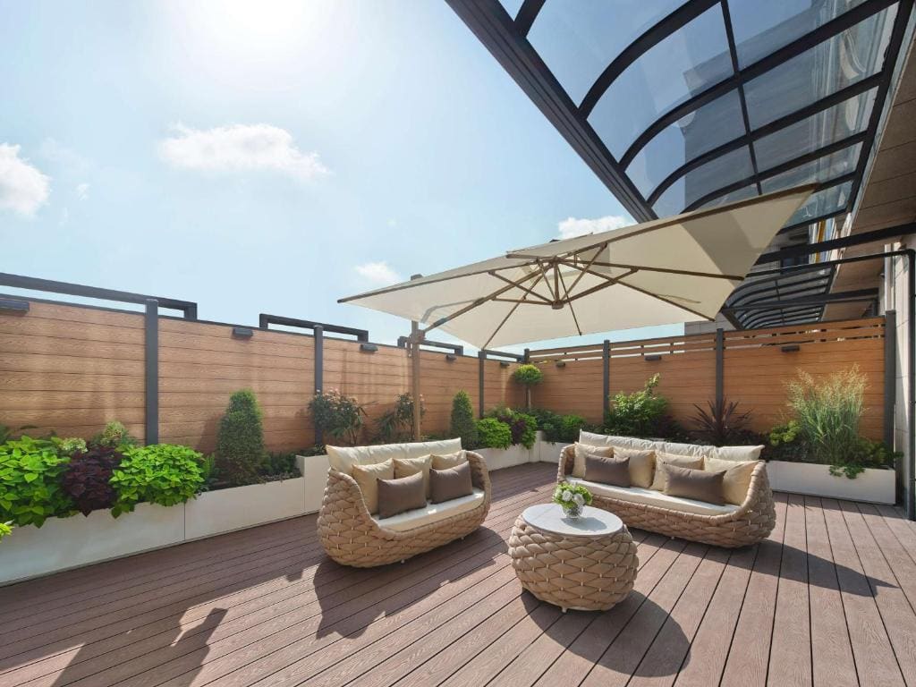 Premium King Room with Terrace room - Image 3