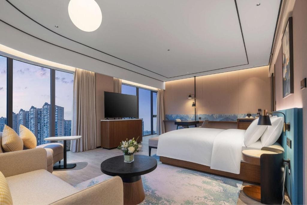 Premium King Room with Sofa Bed room - Image 1