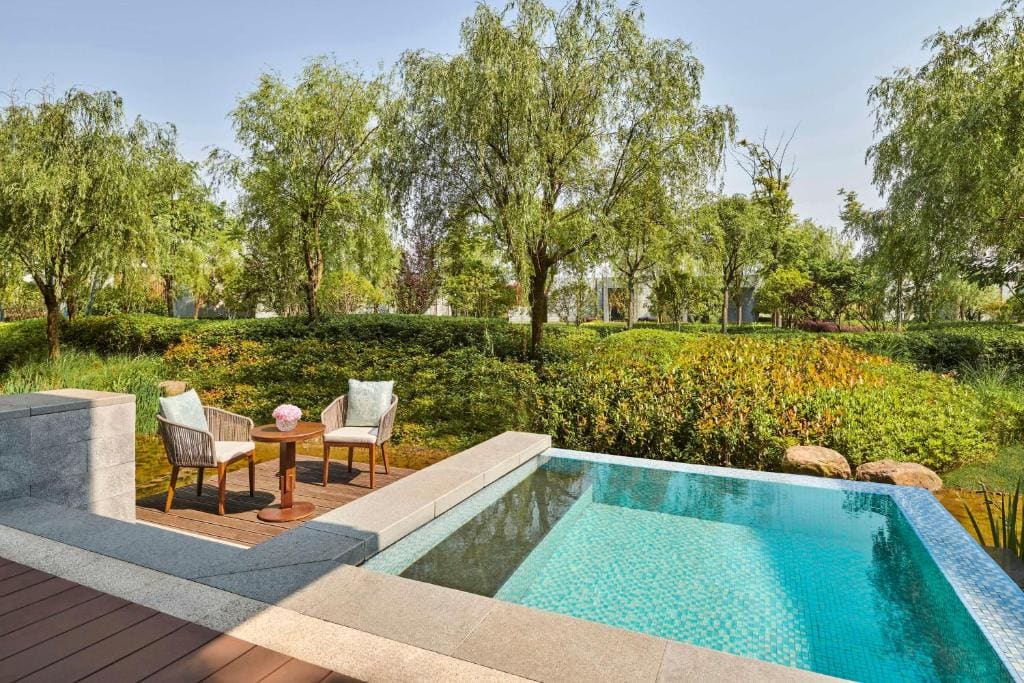 Executive Suite with Plunge Pool room - Image 2