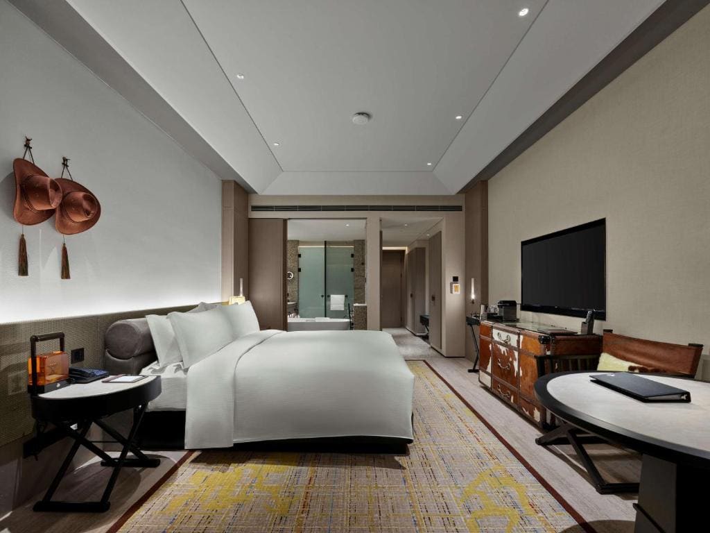 Executive King Room room - Image 3