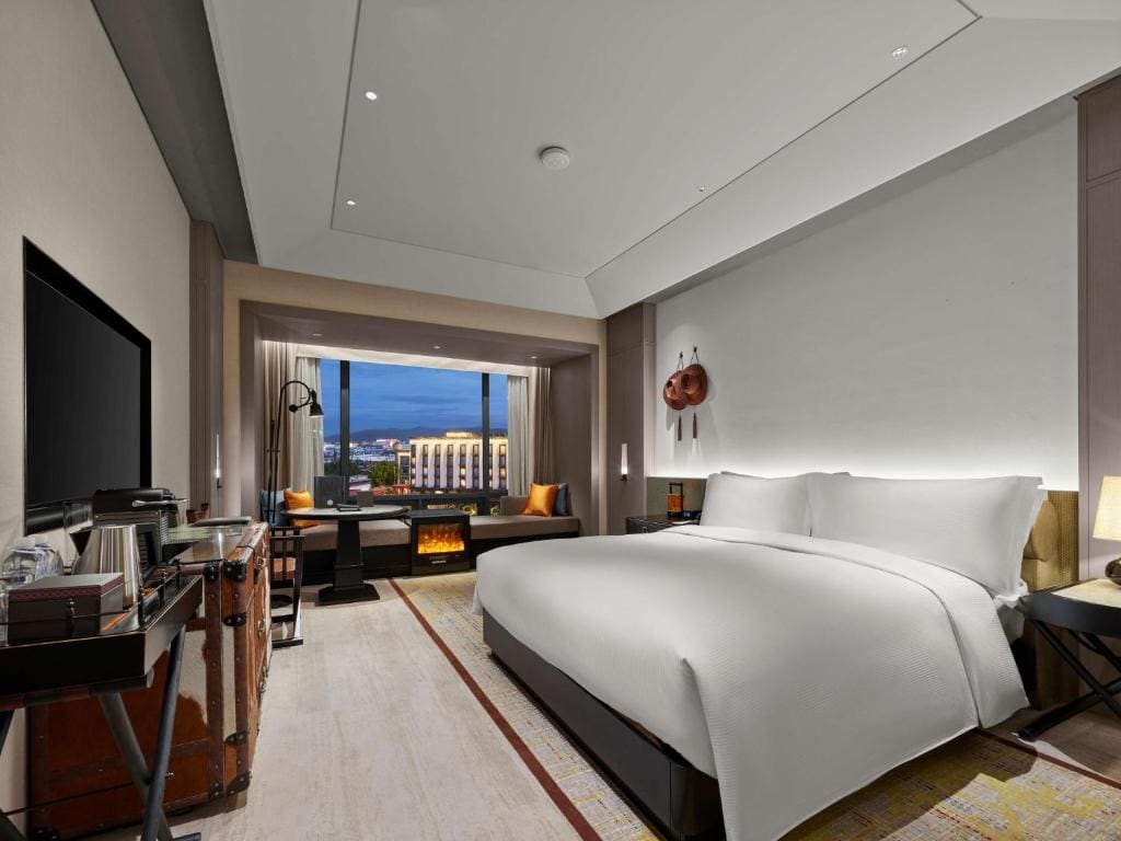 Executive King Room room - Image 2