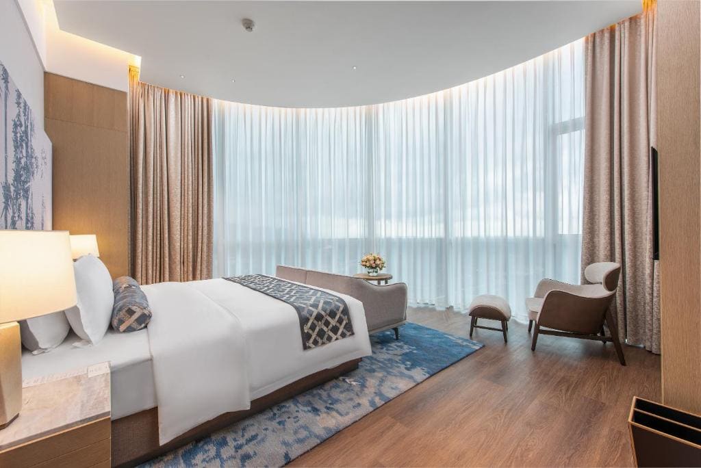 Executive King Suite - Non-Smoking room - Image 2