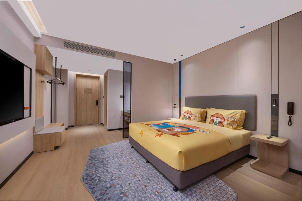 Standard King Room - Kids Theme room - Image 2
