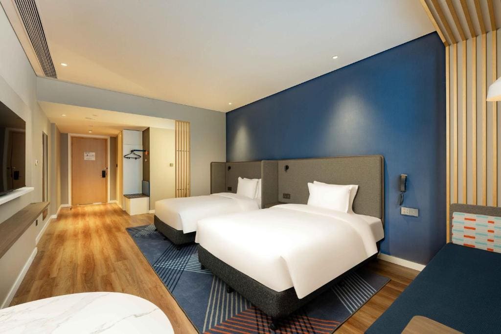 Standard Twin Room room - Image 1