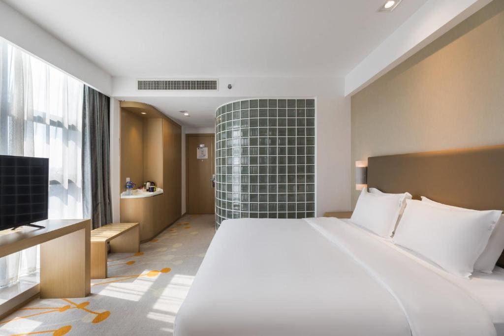 Standard King Room room - Image 1
