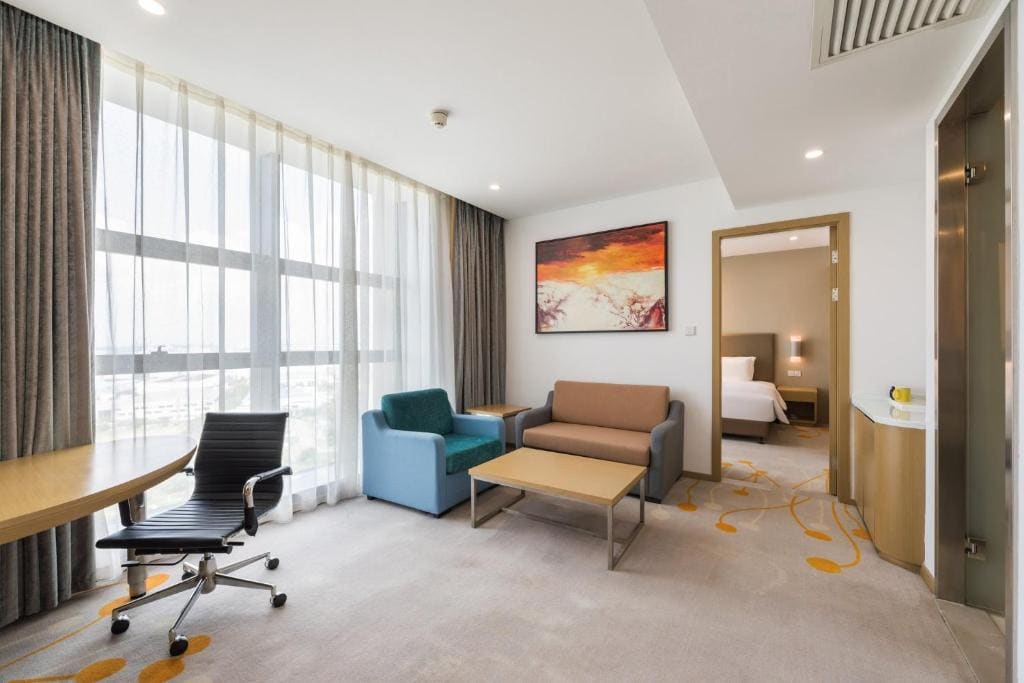 King Suite with Additional Living Area room - Image 3