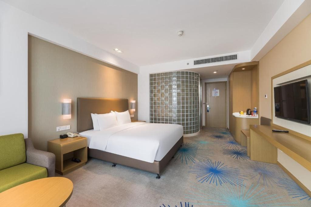 Standard King Room with Extra Space room - Image 1