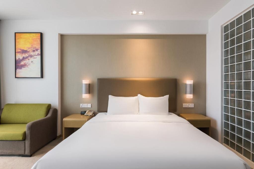 Standard King Room room - Image 3