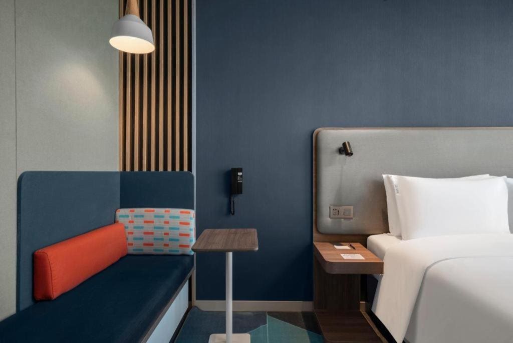 Standard Twin Room room - Image 3