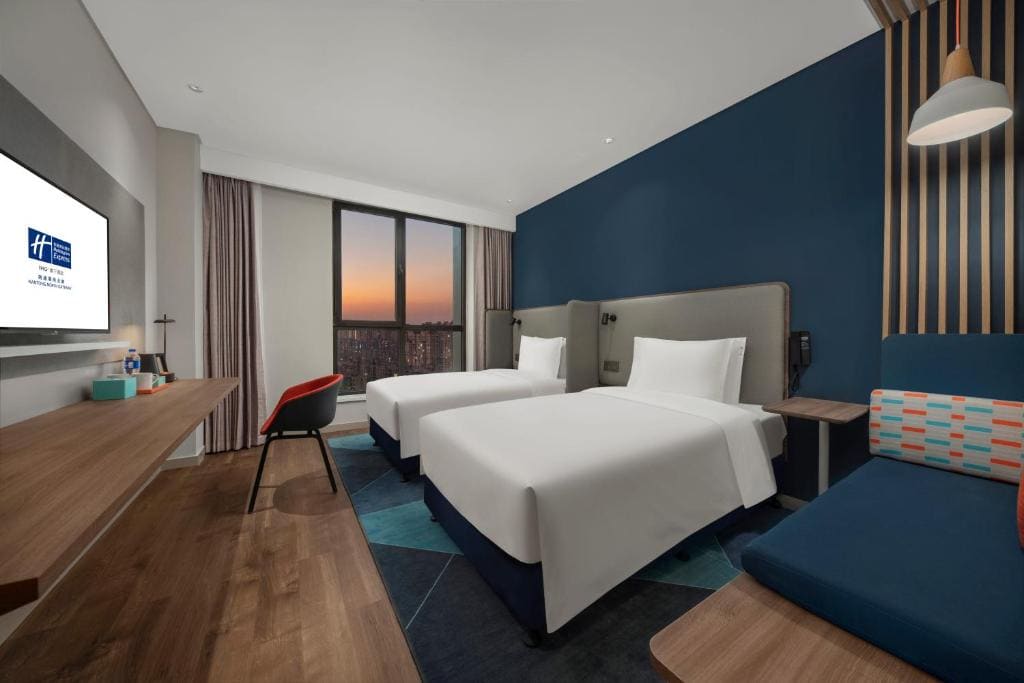 Standard Twin Room room - Image 1